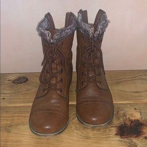 Mudd booties size 6.5